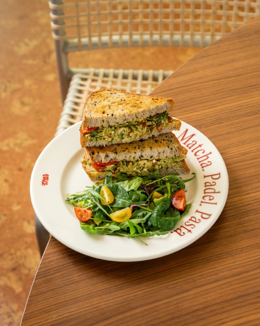 Best-o Pesto Chicken Sandwich